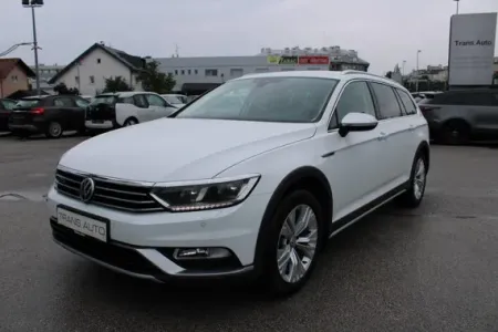 Volkswagen Passat Variant 2.0 TDi DSG Business *NAVI,LED,KAMERA*